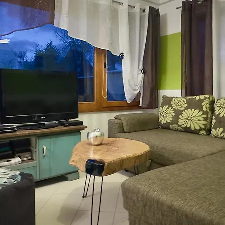 Und Sofa 알텐키르헨