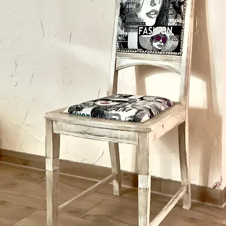 Und Sofa 알텐키르헨